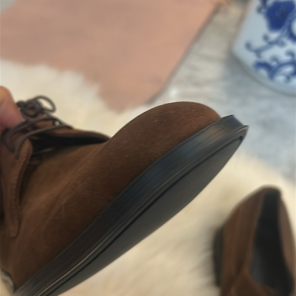 FERRAGAMO Men’s Brown Suede Lace-Up Shoes 8 - Picture 9 of 10